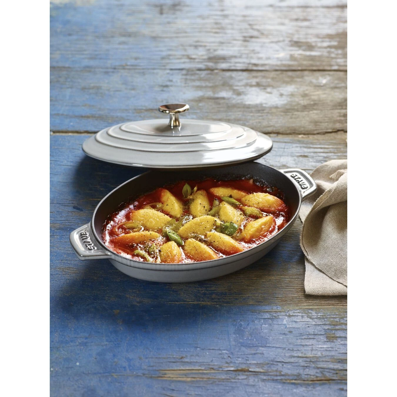 Staub Pirofila Con Coperchio Ovale - 23 Cm, Grigio Grafite - immagine 5