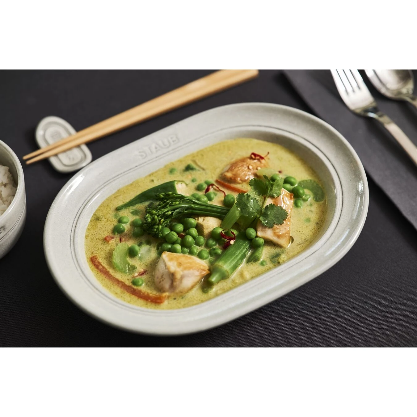 Staub Piatto Ovale - 25 Cm, Tartufo Bianco - immagine 6