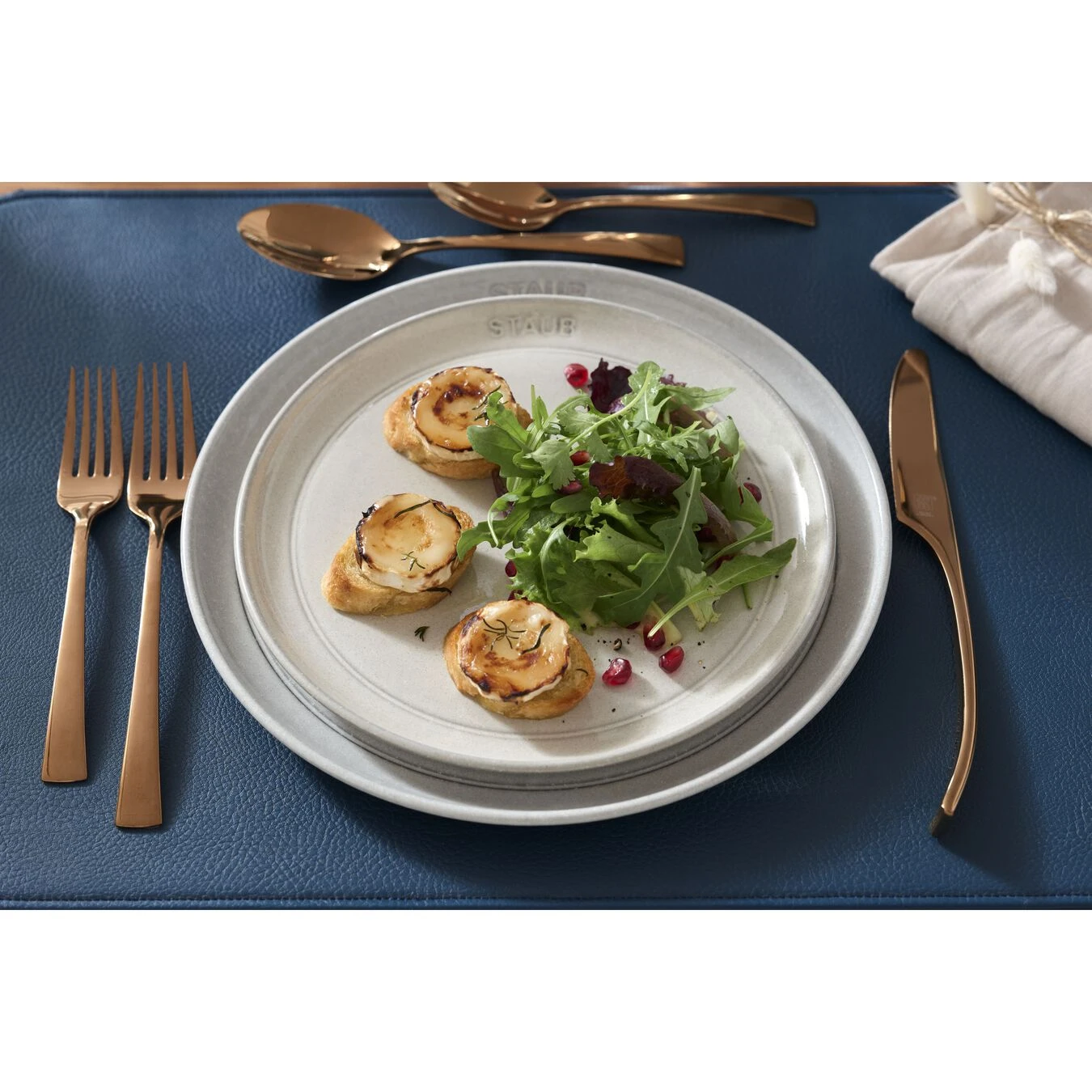 Staub Piatto Piano Rotondo - 26 Cm, Tartufo Bianco - immagine 4