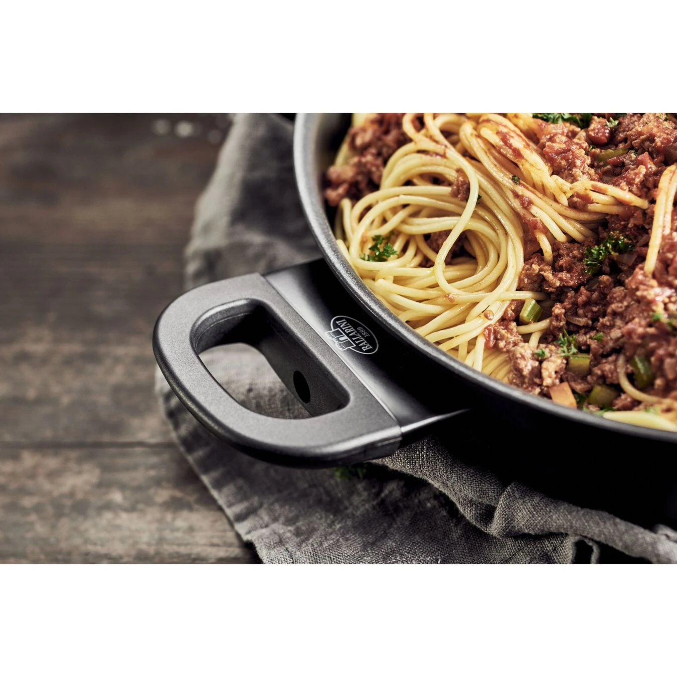 Ballarini Tegame Con Coperchio In Vetro - 28 Cm, Alluminio, Keravis Extreme - immagine 3