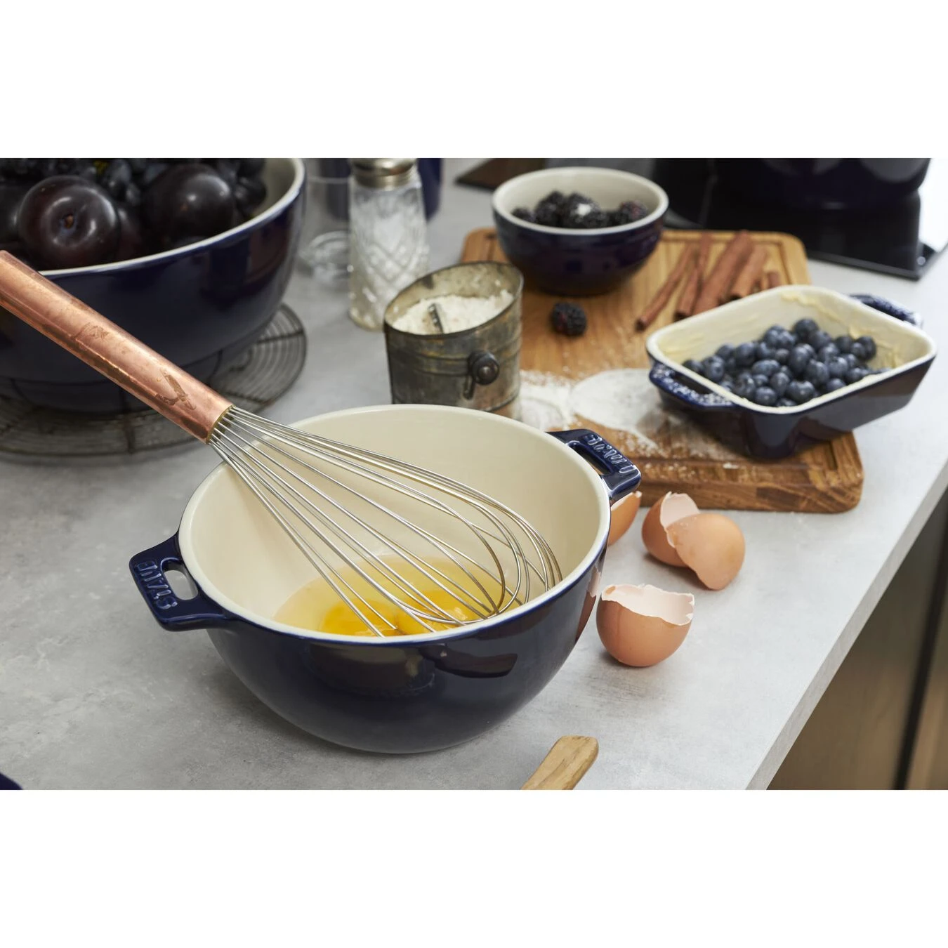 Staub Ciotola Rotonda - 18 Cm, Blu Scuro - immagine 2